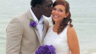 Hostel’s Peris Dating Socialite Bryan