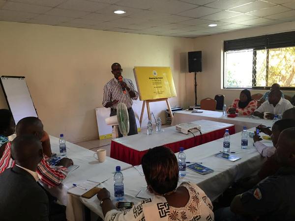 Odrek Rwabwogo participates in mentoring young leaders