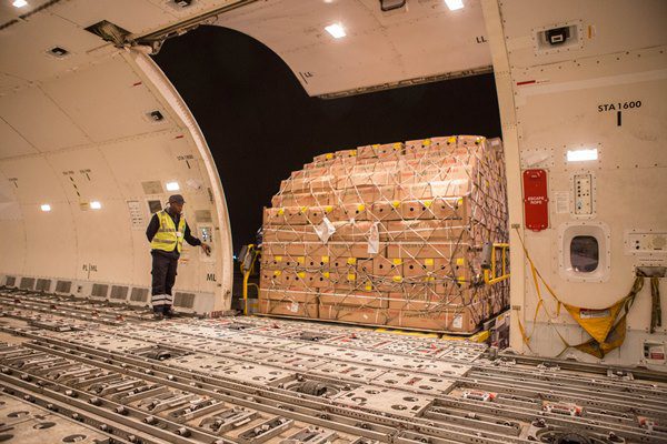 Spreading Love and Supporting Livelihoods: Emirates SkyCargo gears up for Valentine’s Day