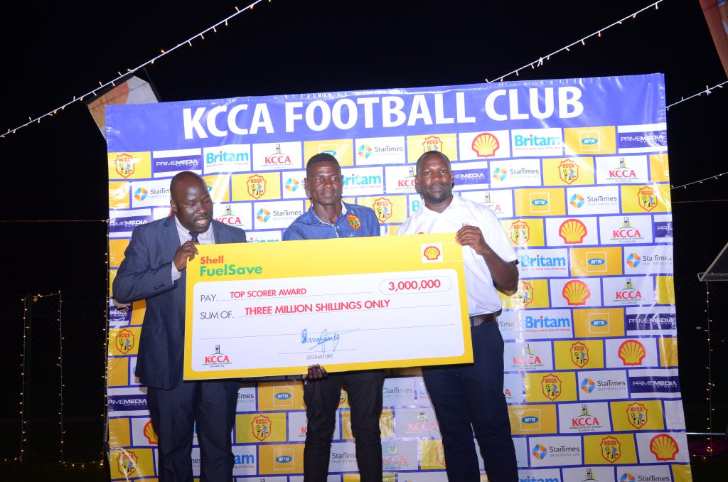 Vivo Energy Uganda rewards KCCA Football Club 2018\2019 premier league Top Scorer with UGX 3M Cash Prize