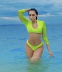 Stunning Dubai based Ugandan model Barbie Alokiss