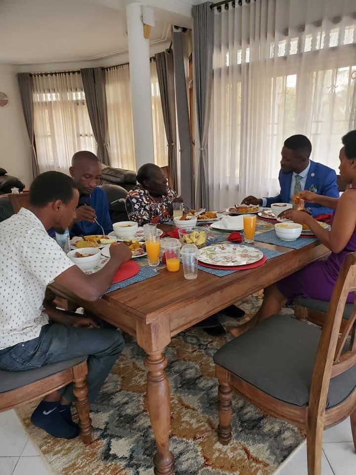 George Kanyeihamba shares lunch Bobi Wine’s family