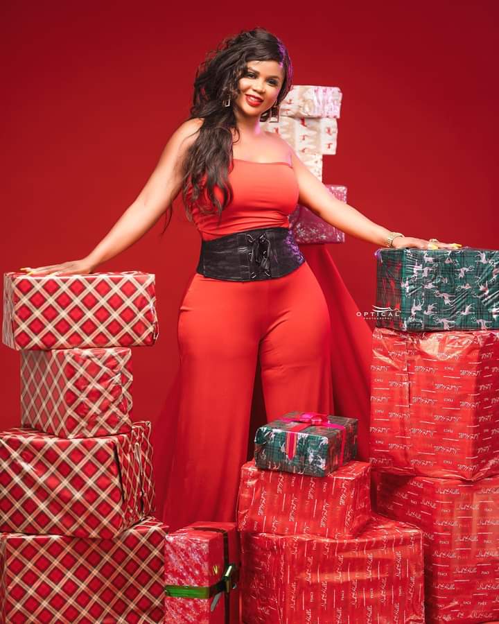 Photos: Dorothy Shonga sizzles in Boxing Day loses