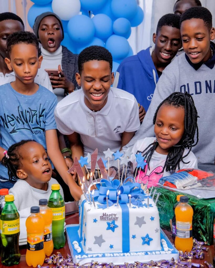 Photos: How it went down at Lisbon’s birthday