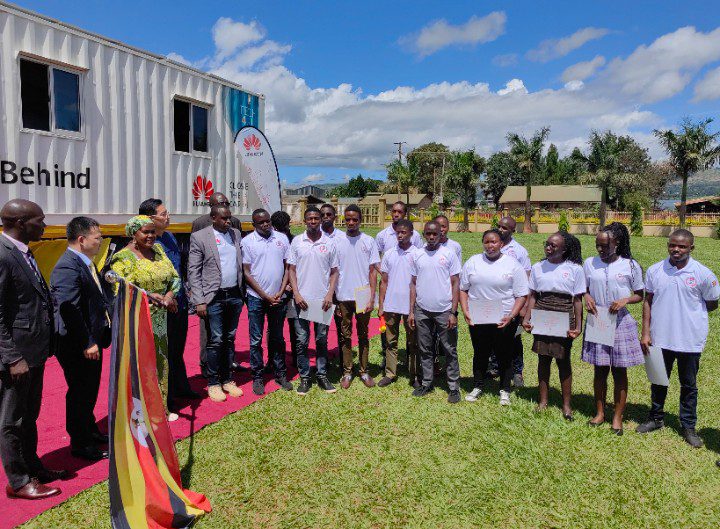 Uganda’s Third Deputy Prime Minister Rt. Hon Rukia Nakadama Witnesses the Start of DigiTruck Trainings in Busoga Region