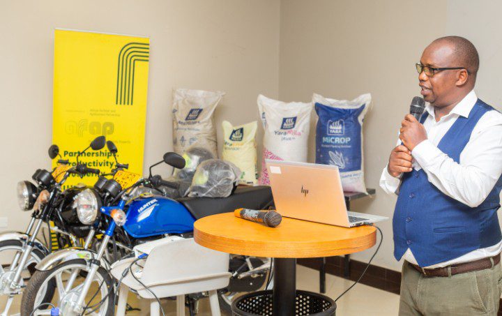 Yara East Africa connects Agro Dealers on agricultural efficiency and sustainability through their digital platform “Yaraconnect”