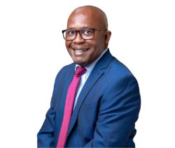 Peter Ogwang lectures Nkumba University students on Patriotism